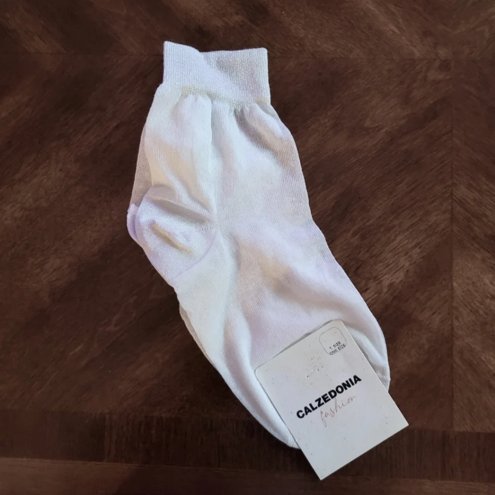 Calzedonia white Socks with Ripped Glittering Cuff and Heal New